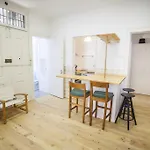 Spacious Santos Ap W/ View